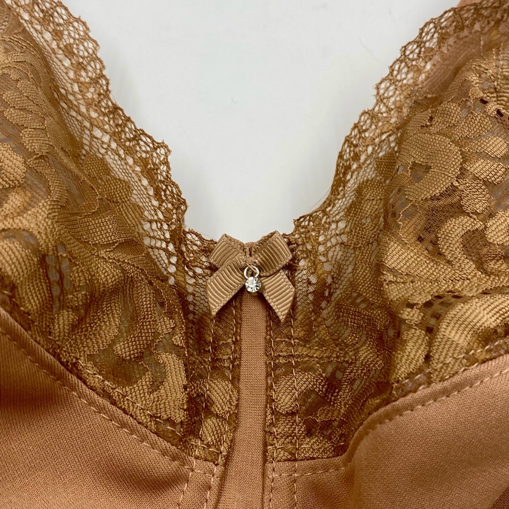 Glamorise MxG MagicLift Wireless Bra 36DD Cafe Au Lait NWOT Never Worn